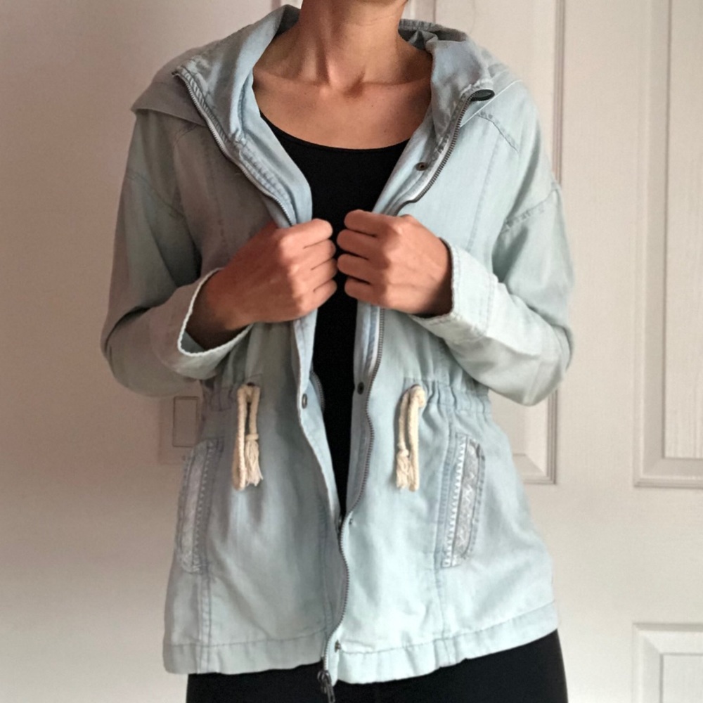 Light Denim Jacket - image 3